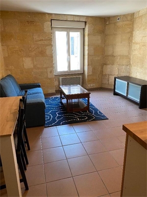 t2 à la location -   33000  BORDEAUX, surface 32 m2 location t2 - UBI477154895